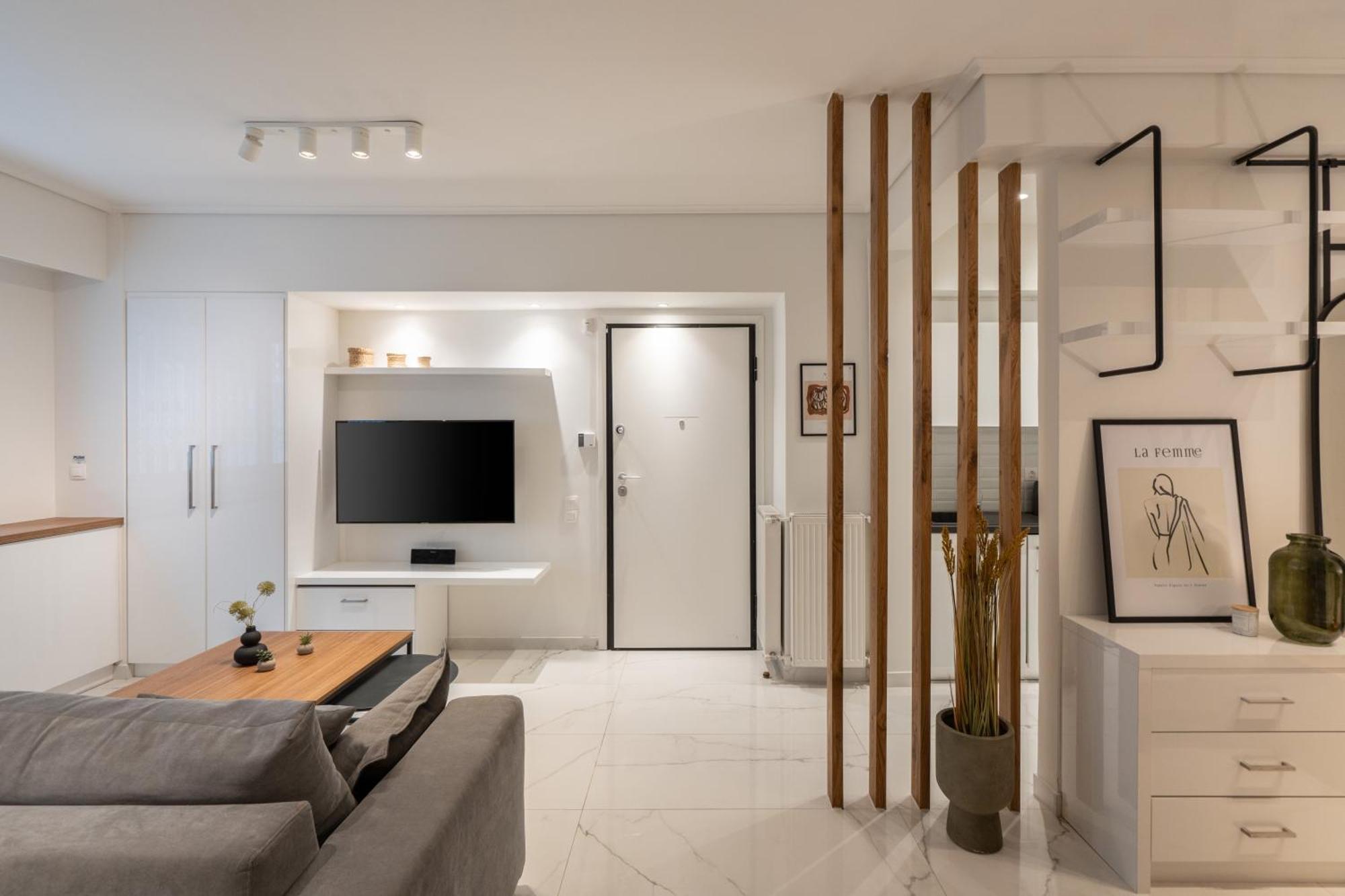 Apartment *kolonaki Chic* Minimalist In Athens